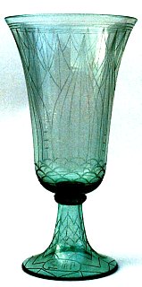 Historismus glass vase