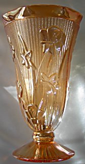 Jeannette glass vase
